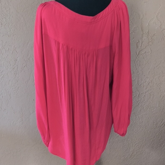 Maeve Red 3/4 Sleeve Pleated Tunic - Picture 6 of 6